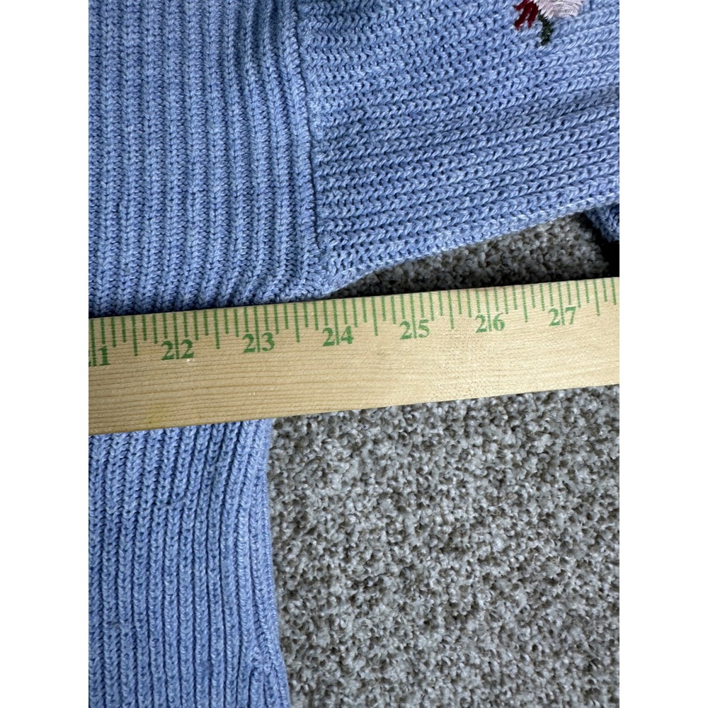 American Eagle Floral Embroidered V-Neck Sweater Blue Ribbed Knit Size Large - Picture 5 of 8